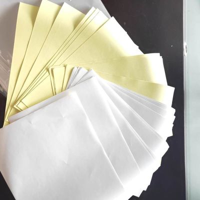 Papel adesivo de fusão a quente para rotulagem e marca de produtos