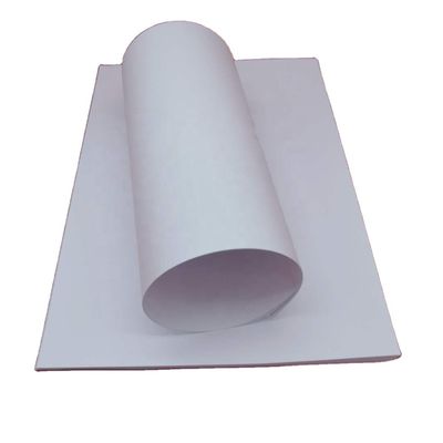 100% resistente à umidade Papel de cópia de pasta de madeira A4 Jumbo Roll para impressão de papel industrial