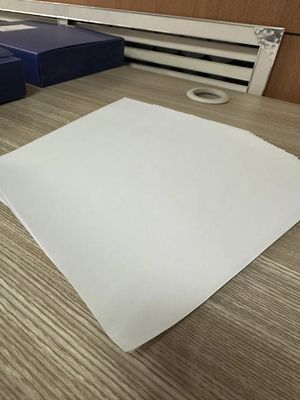 Papel de livros de offset sem madeira, de grande volume, não revestido, fabricado para produção de forma personalizada