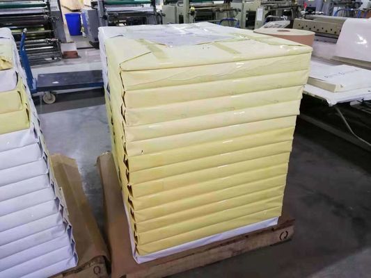 Pedido personalizado aceito Papel autoaderente revestido de fundido para embalagens de rótulos
