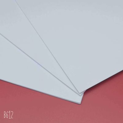 Papel offset branco sem madeira para impressão de livros