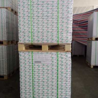 Papel de impressão branco sem revestimento sem madeira de 100gm perfeito para impressão profissional