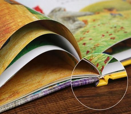 70 ± 2% Brilho C2S Papel de arte mate Impressão offset Compativel e superior