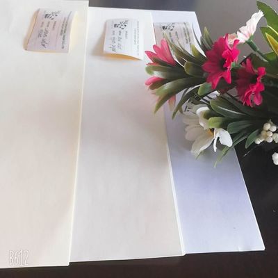 Papel offset sem revestimento de dois lados sem madeira com celulose de madeira virgem na melhor das hipóteses