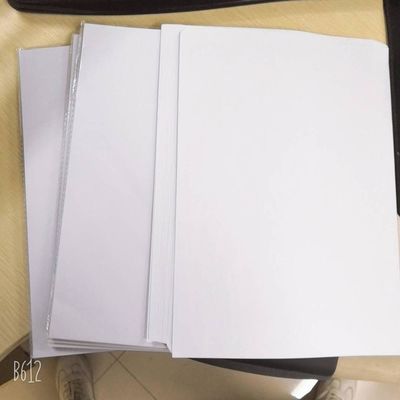 60 70 80 90 100 120GSM Papel de ligação branco bruto//Papel offset não revestido com alto peso