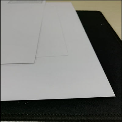 Impressão offset Compatível com produtos químicos e mecânicos Papel de arte de celulose Águia de neve e durável