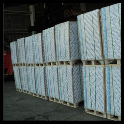 Solução de embalagem personalizável Ningbo Fold FBB com material de pasta de madeira branca